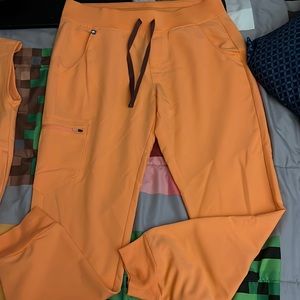 Figs Zamora jogger scrubs Papaya